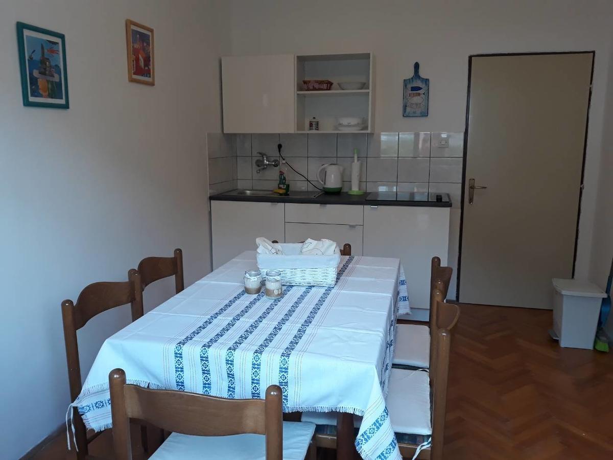 Apartments Pag Holiday Паг Экстерьер фото