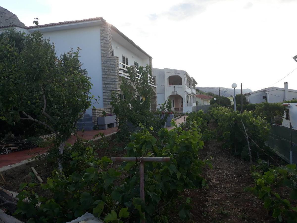 Apartments Pag Holiday Паг Экстерьер фото